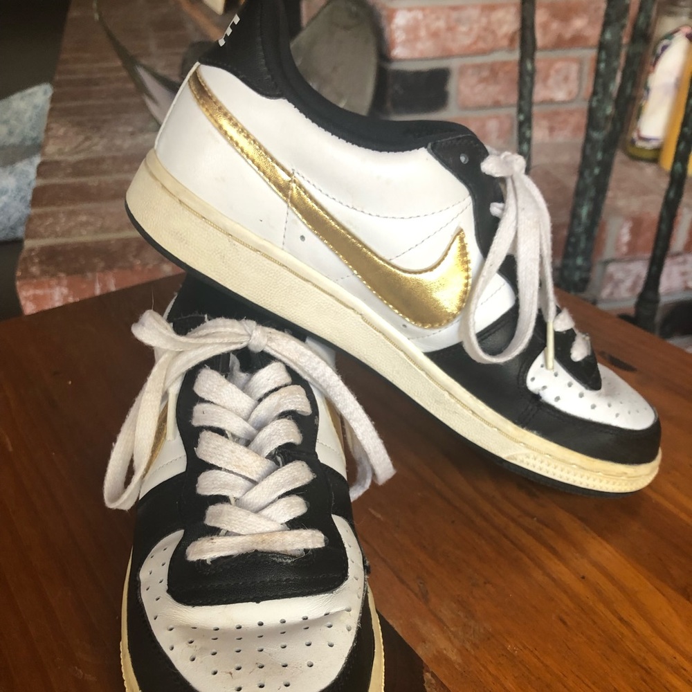 Nike shoes